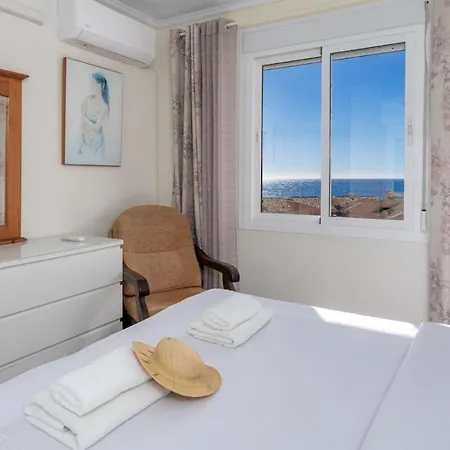 Apartment Cozy Seaview Getaway Fuengirola