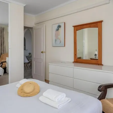 Apartment Cozy Seaview Getaway