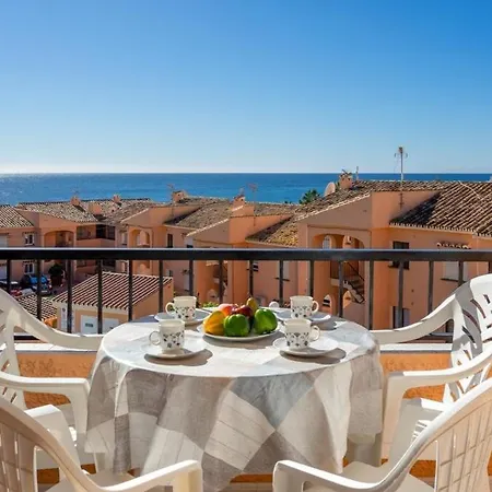Cozy Seaview Getaway * Fuengirola